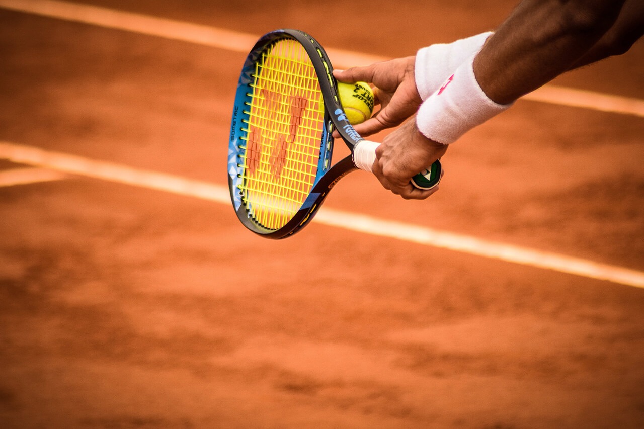Desvelando el Secreto: Cómo Elegir la Mejor Raqueta de Tenis para Potenciar tu Juego